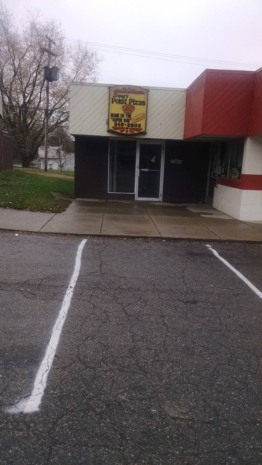 Dougs Point Pizza | restaurant | 290 N Cedar St, Newark, OH 43055, USA | 7403452901 OR +1 740-345-2901