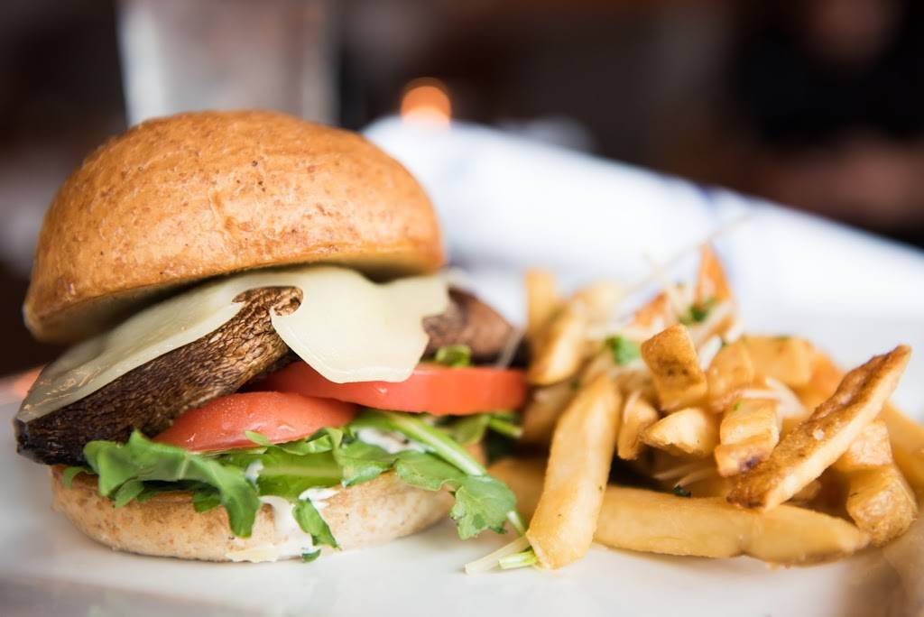 Barley and Vine Kitchen and Bar | restaurant | 17516 Dodd Blvd #5268, Lakeville, MN 55044, USA | 9526831765 OR +1 952-683-1765