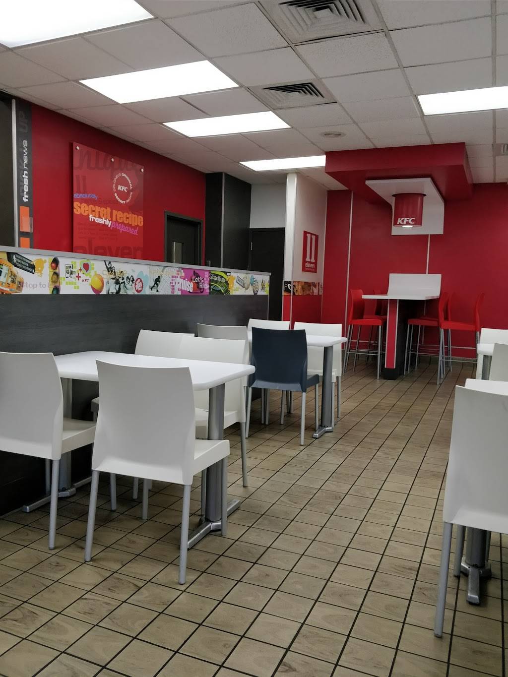 KFC | restaurant | 2491 N University Dr, Sunrise, FL 33322, USA | 9547474727 OR +1 954-747-4727