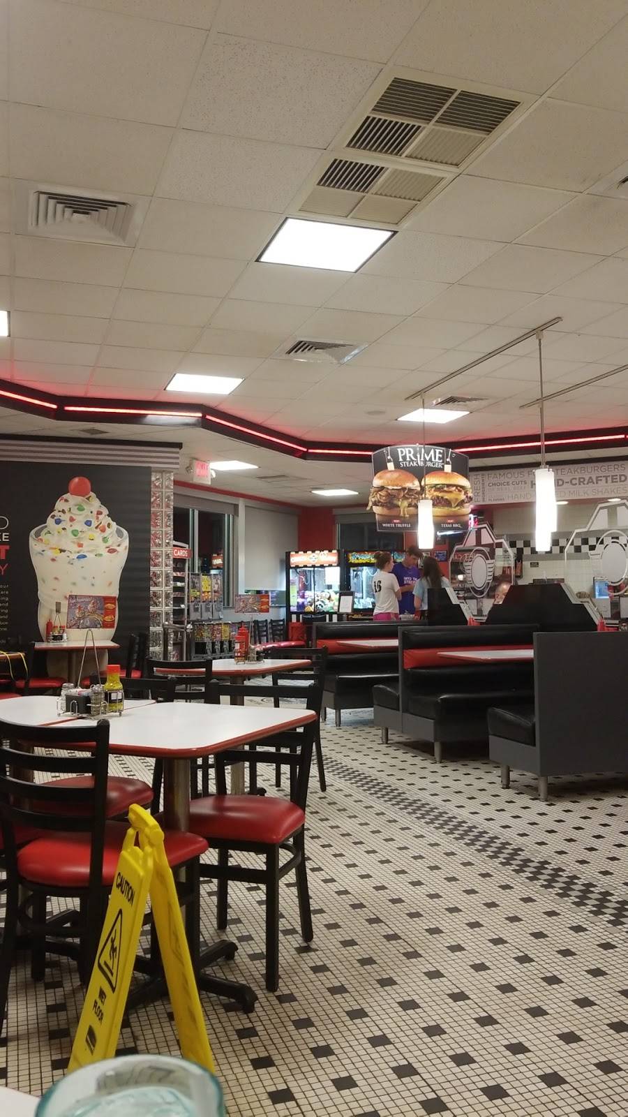 Steak n Shake | restaurant | 4666 Dressler Rd NW, Canton, OH 44718, USA | 3304700092 OR +1 330-470-0092