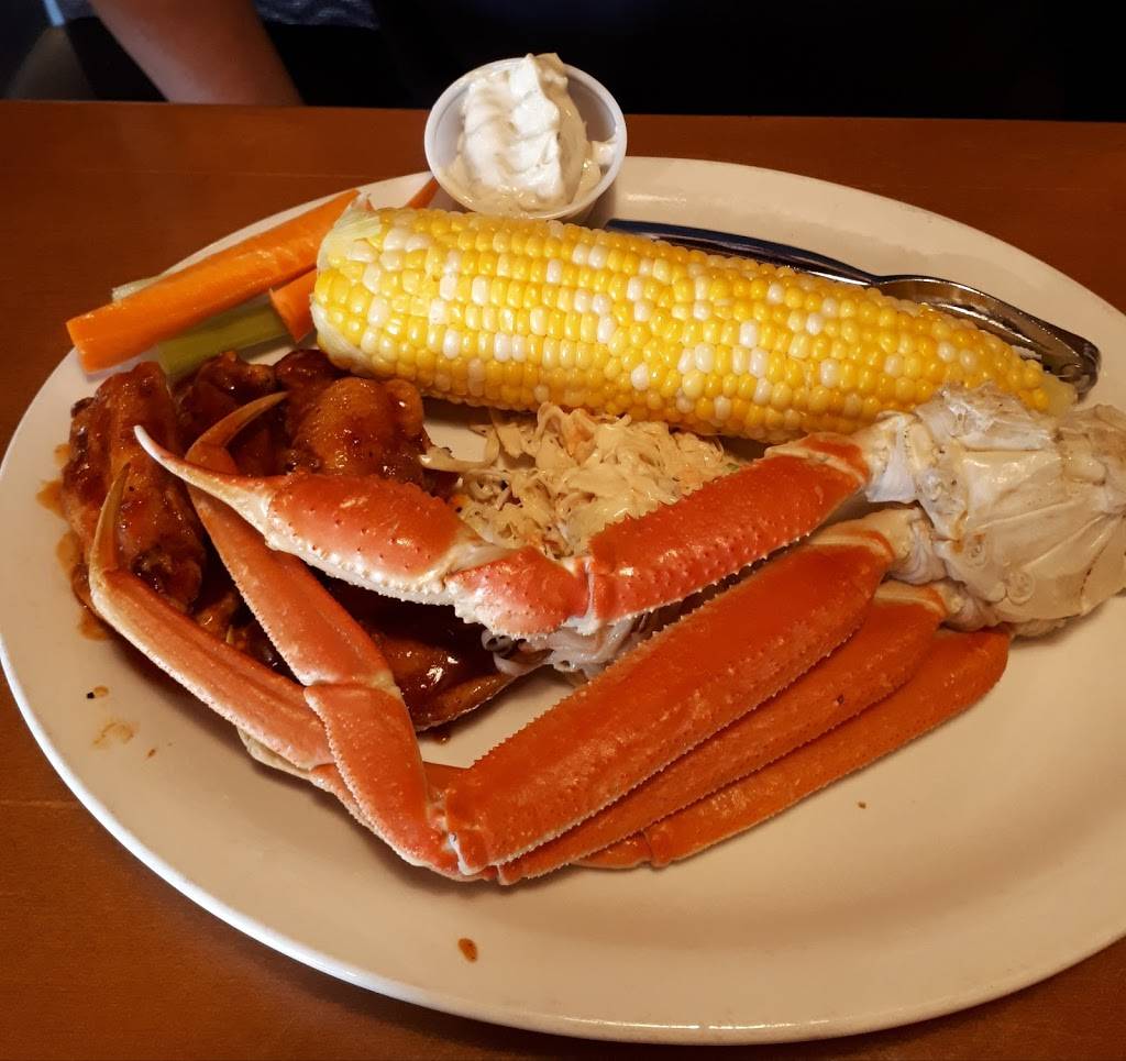 Pluckers | restaurant | 1010 Downsview Dr, Burlington, ON L7T 4H8, Canada | 2893379454 OR +1 289-337-9454