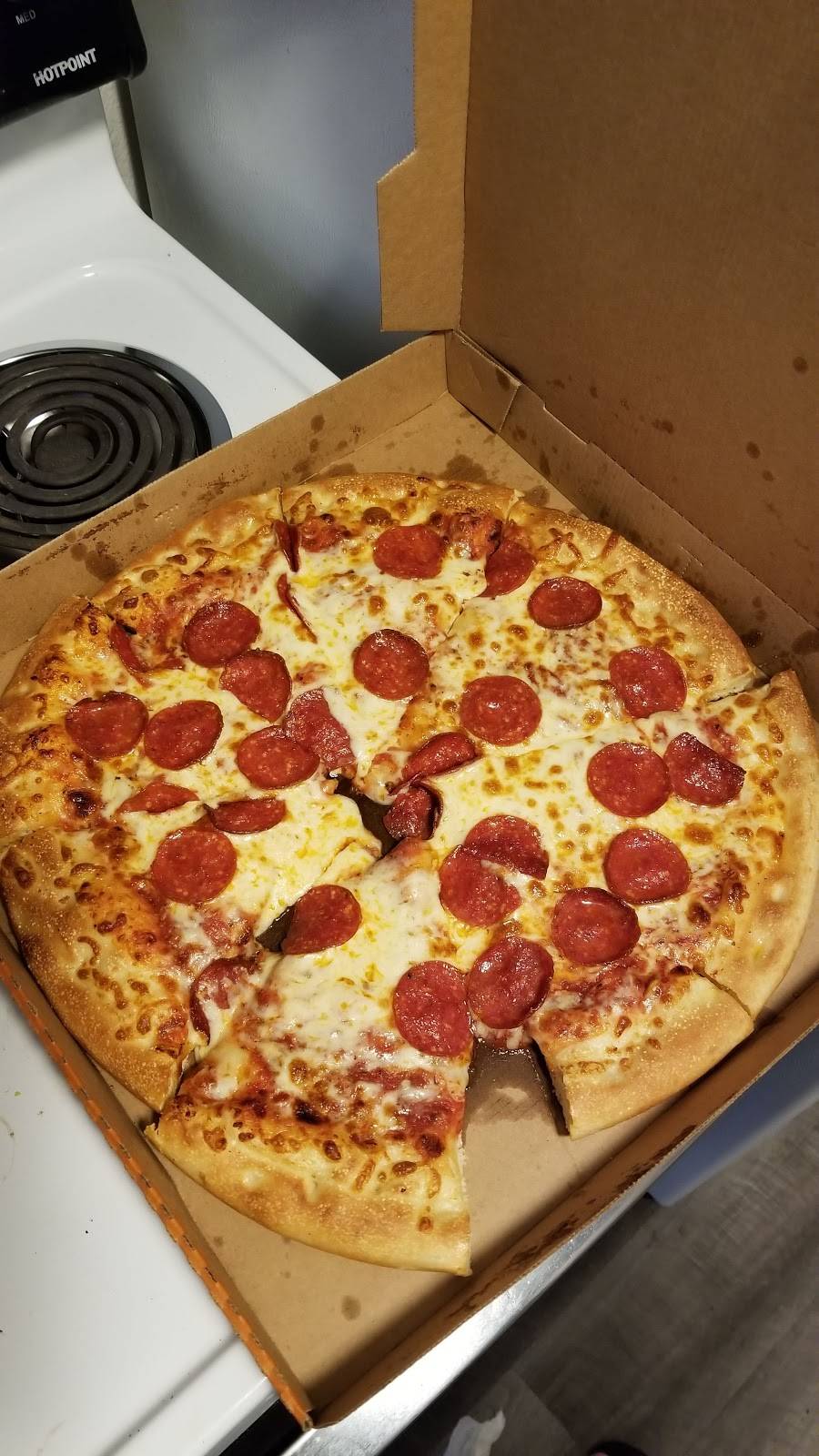 Little Caesars Pizza | meal takeaway | 100 Lancaster Dr SE, Salem, OR 97305, USA | 5033620600 OR +1 503-362-0600