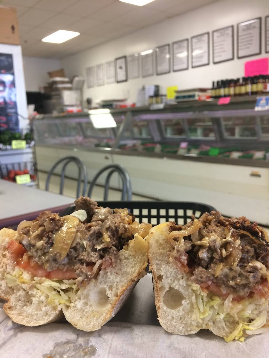 Lapps Meats and Deli | bakery | 400 Commons Dr, Parkesburg, PA 19365, USA | 6108574772 OR +1 610-857-4772