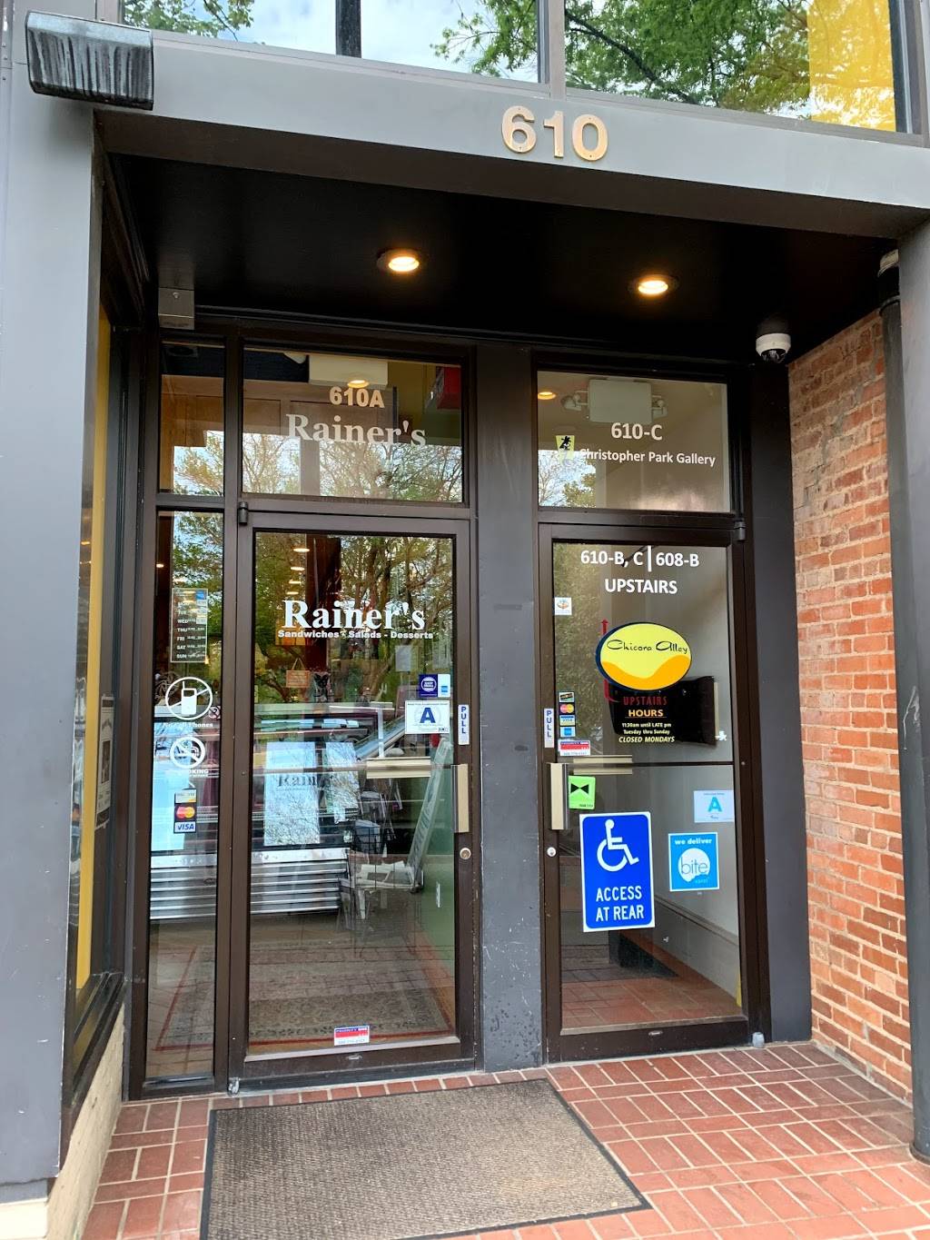 Rainers Cafe & Bar | cafe | 610 S Main St, Greenville, SC 29601, USA | 8642321753 OR +1 864-232-1753