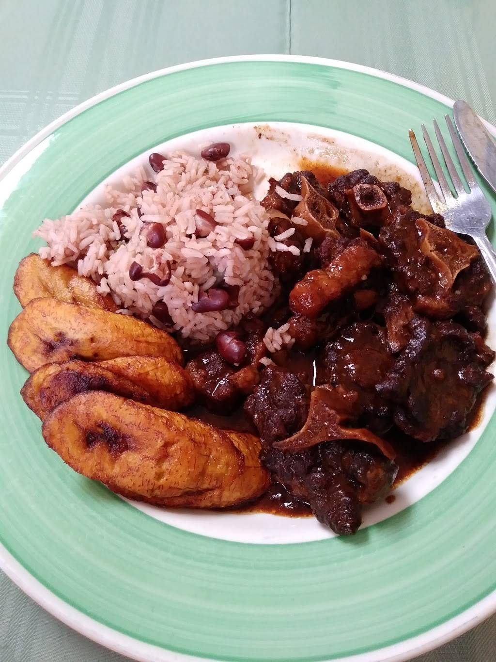 Island Breeze Jamaican Cuisine | restaurant | 1063 S Mt Vernon Ave, Colton, CA 92324, USA | 9095140771 OR +1 909-514-0771