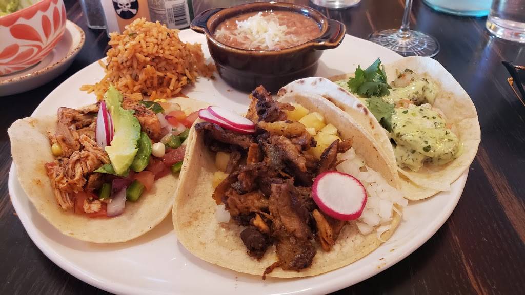Taco Molino | restaurant | 1328 Broadcloth St Ste 102, Fort Mill, SC 29715, USA | 8036503760 OR +1 803-650-3760