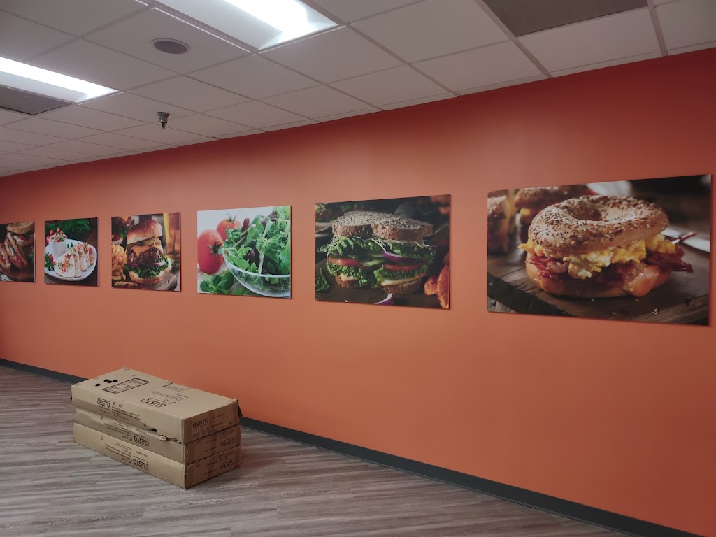 Peppercinis | restaurant | 1900 W Loop S Suite B10, Houston, TX 77027, USA | 3462272480 OR +1 346-227-2480