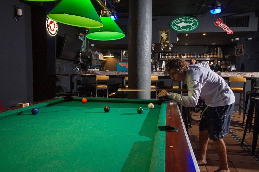 Oasis Lounge and Hookah bar | night club | 2977 McFarlane Rd, Miami, FL 33133, USA | 7864204496 OR +1 786-420-4496