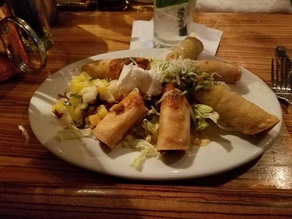 Palapas Restaurant & Cantina | restaurant | 21 Seascape Village, Aptos, CA 95003, USA | 8316629000 OR +1 831-662-9000