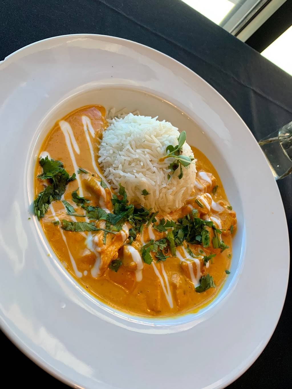 Sherpa Kitchen | restaurant | 1533 W Elliot Rd #101, Gilbert, AZ 85233, USA | 4806871187 OR +1 480-687-1187