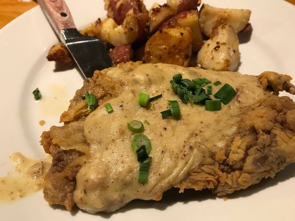 Hearth n Kettle Hyannis | restaurant | 1225 Iyannough Rd #3, Hyannis, MA 02601, USA | 5085682935 OR +1 508-568-2935