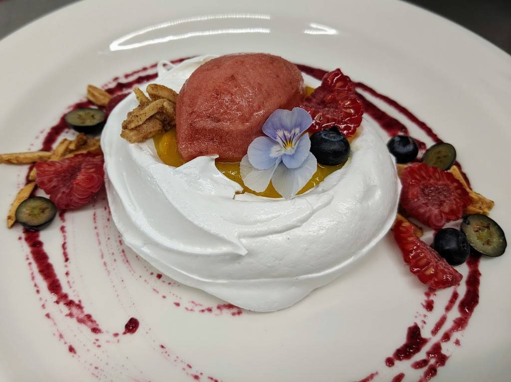 The Blind Horse Restaurant & Winery | restaurant | 6018 Superior Ave, Kohler, WI 53044, USA | 9204678599 OR +1 920-467-8599