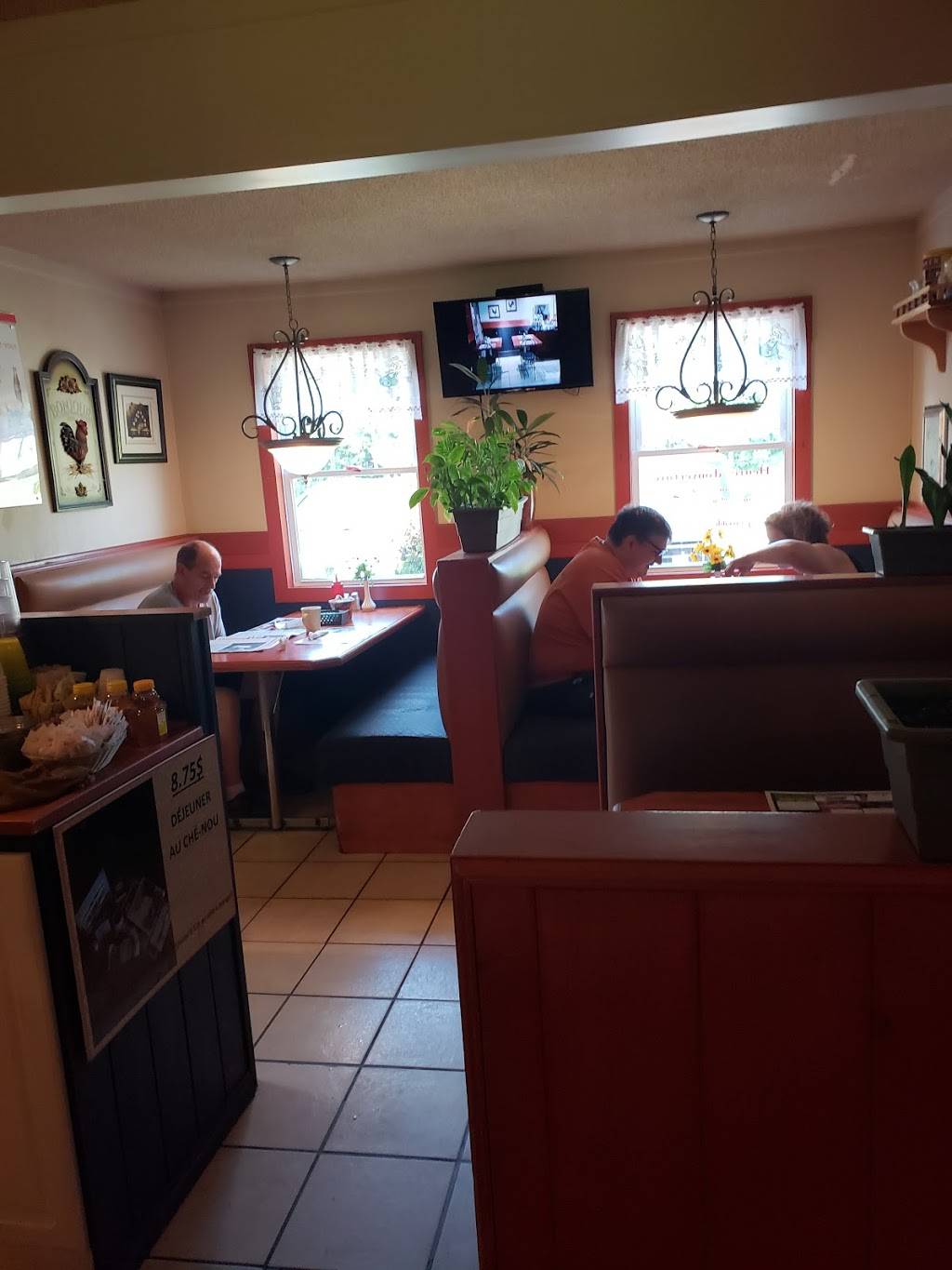 Au Ché-Nou | restaurant | 468 Montée de la Source, Cantley, QC J8V 3B5, Canada | 8198274988 OR +1 819-827-4988