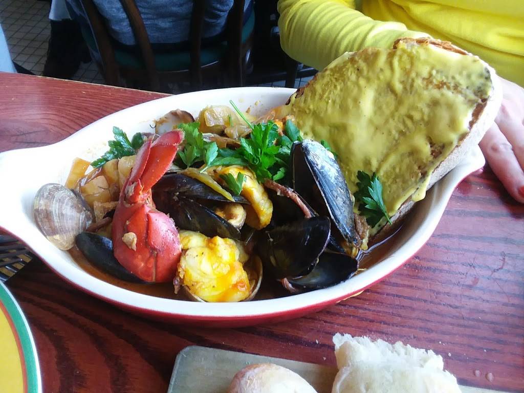 Le Bouchon | restaurant | 1958 N Damen Ave, Chicago, IL 60647, USA | 7738626600 OR +1 773-862-6600