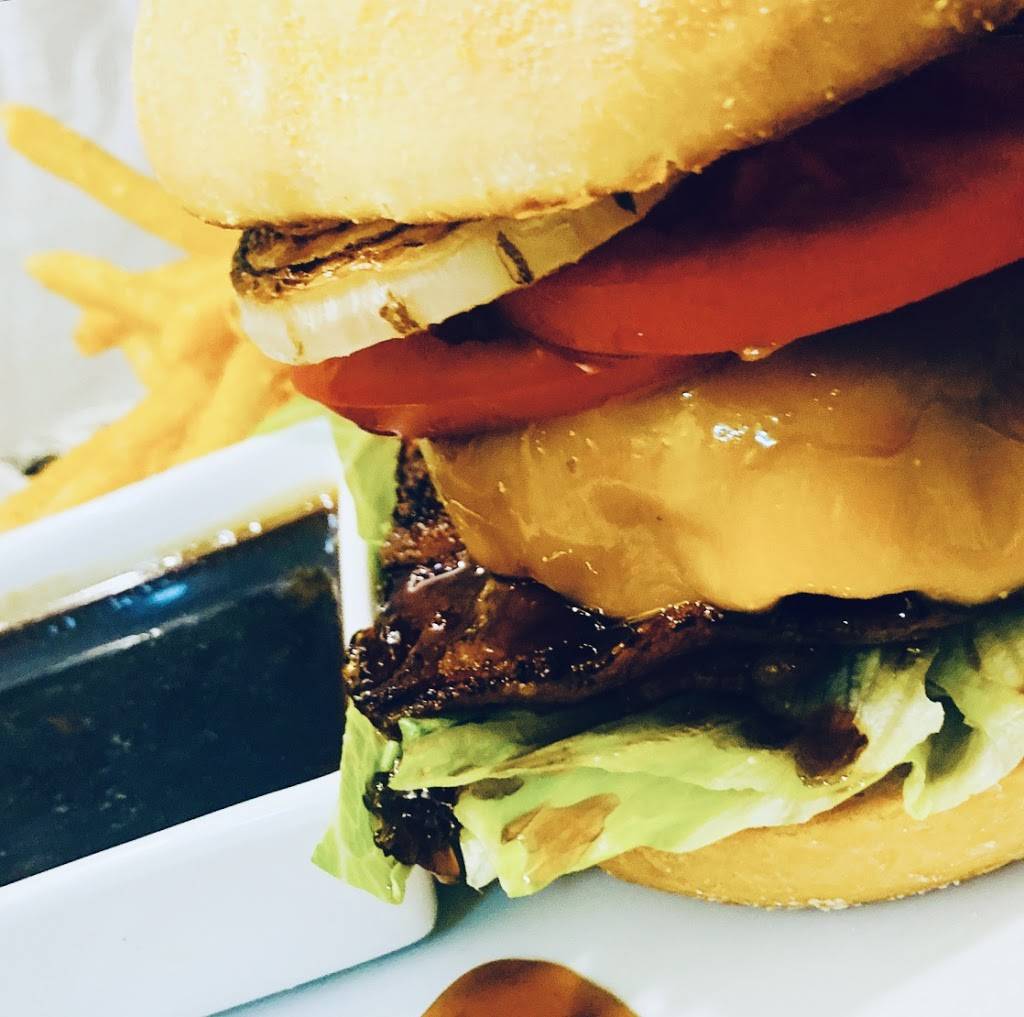 Pink Barracuda Grille | restaurant | At Westside Sports Bar, 3026 W New Haven Ave, West Melbourne, FL 32904, USA | 3214993631 OR +1 321-499-3631