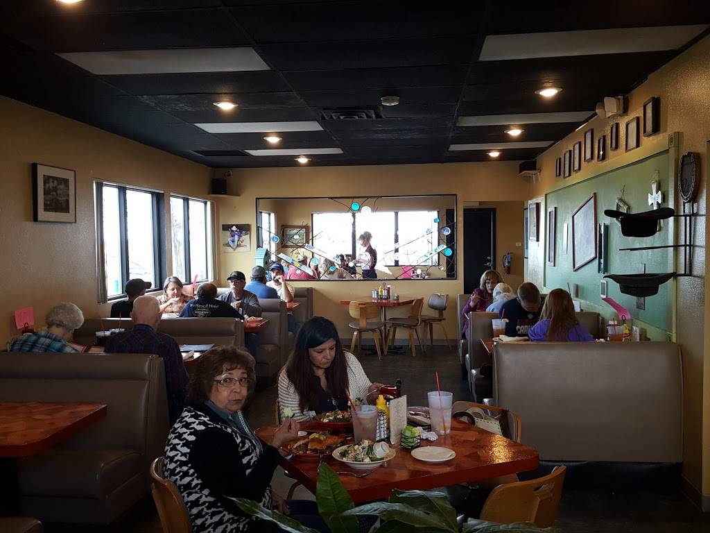 Katrinahs East Mountain Grill | cafe | New Mexico, 150 NM-344 a, Edgewood, NM 87015, USA | 5052819111 OR +1 505-281-9111