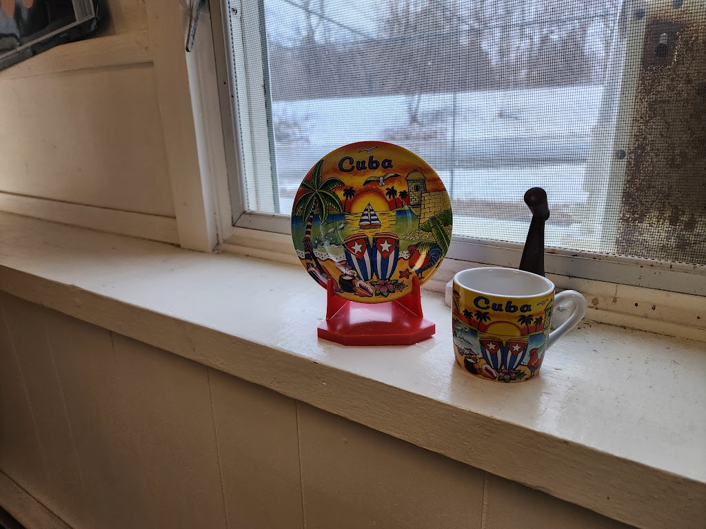 Lilias Cuban Café | restaurant | 1492 State St, Veazie, ME 04401, USA | 2072178667 OR +1 207-217-8667