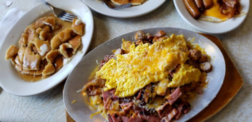 Kanes | restaurant | 44-15 College Boulevard, Flushing, NY 11355, USA | 7184635787 OR +1 718-463-5787