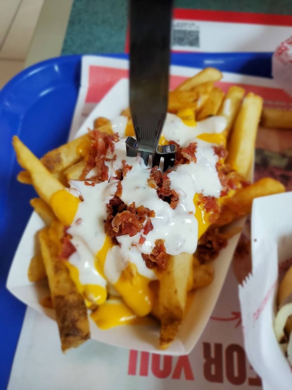 Charleys Philly Steaks | restaurant | 8200 Vineland Ave Ste 1104, Orlando, FL 32821, USA | 4074650106 OR +1 407-465-0106