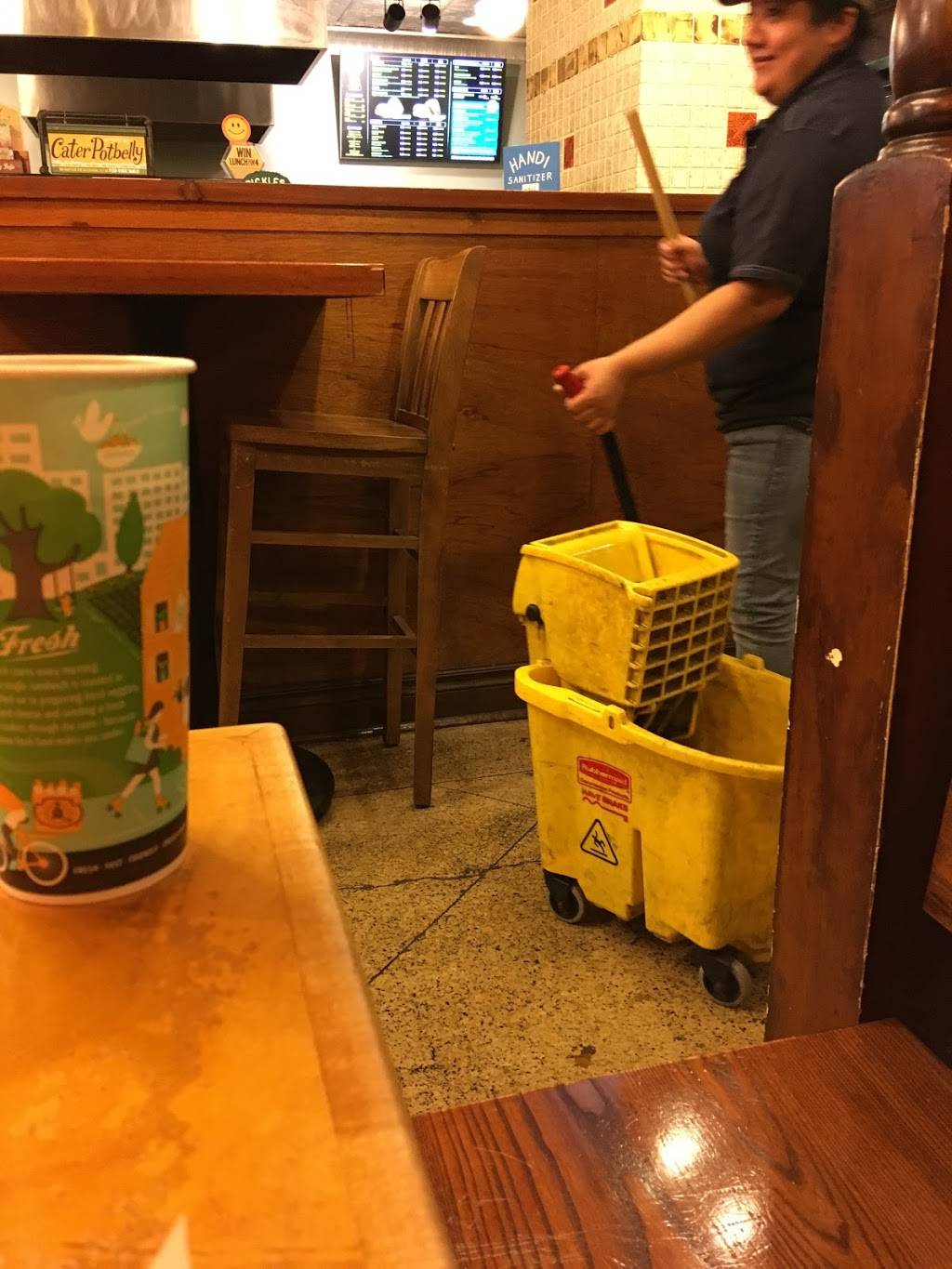 Potbelly Sandwich Shop | restaurant | 57 E Chicago Ave, Chicago, IL 60611, USA | 3124282970 OR +1 312-428-2970