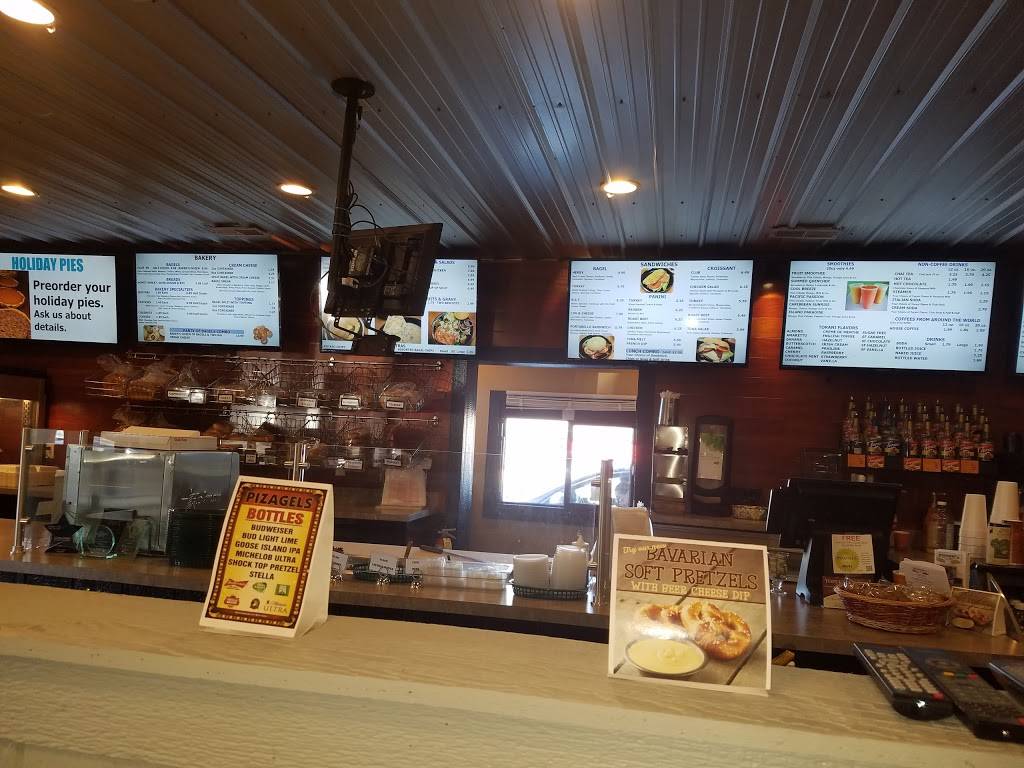 Pizagels Pizza & Bakery | bakery | 2830 SW Fairlawn Rd, Topeka, KS 66614, USA | 7852737070 OR +1 785-273-7070