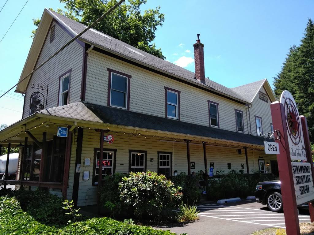 The South Store Cafe | cafe | 24485 SW Scholls Ferry Rd, Hillsboro, OR 97123, USA | 5036281920 OR +1 503-628-1920