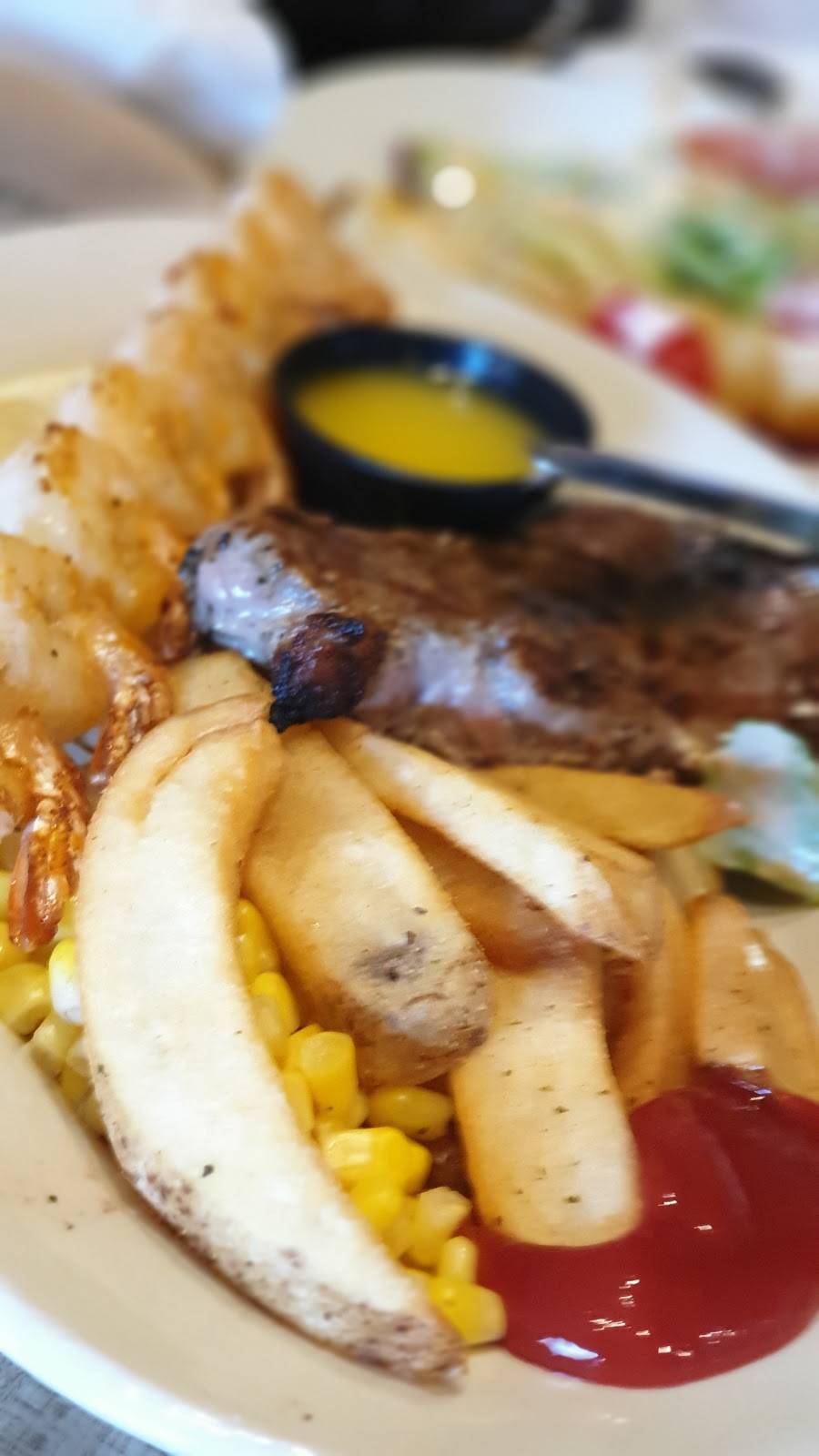 Bonanza | restaurant | 1285 Main St, Sanford, ME 04073, USA | 2073246121 OR +1 207-324-6121