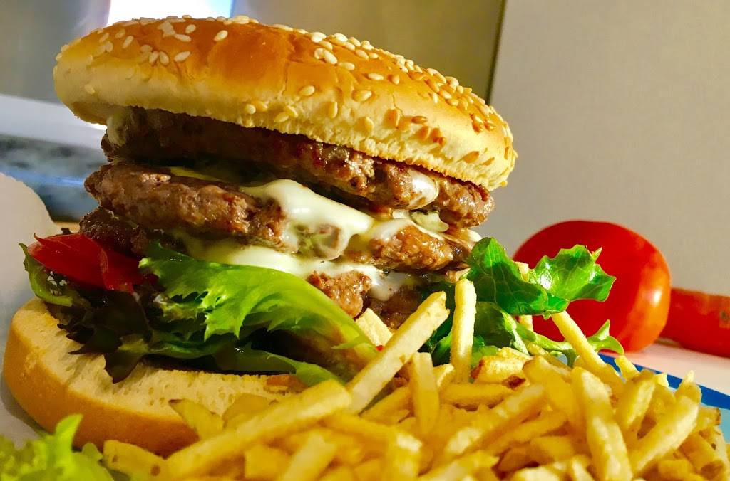 Pizza cubana& Italiana Dileos House LLC | restaurant | 7300 W Flagler St, Miami, FL 33144, USA | 7863202487 OR +1 786-320-2487