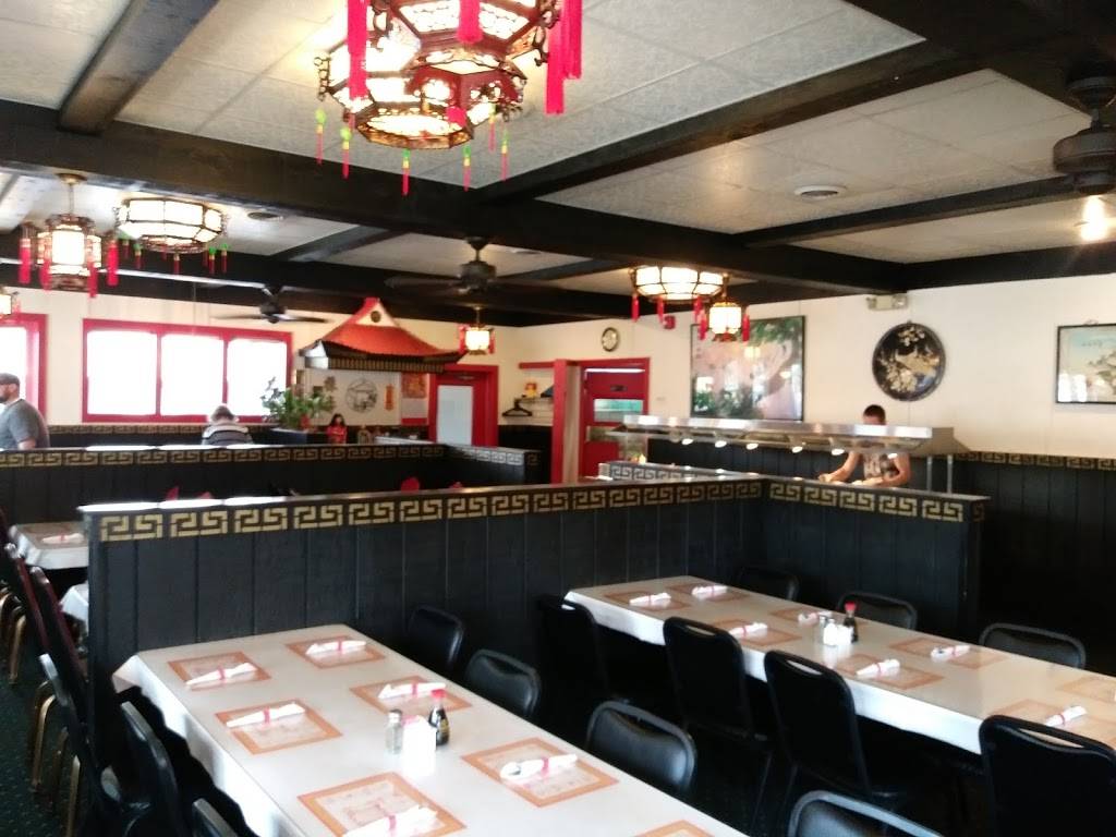 Chens Chinese & Thai | restaurant | 212 E Colby St, Whitehall, MI 49461, USA | 2318936138 OR +1 231-893-6138