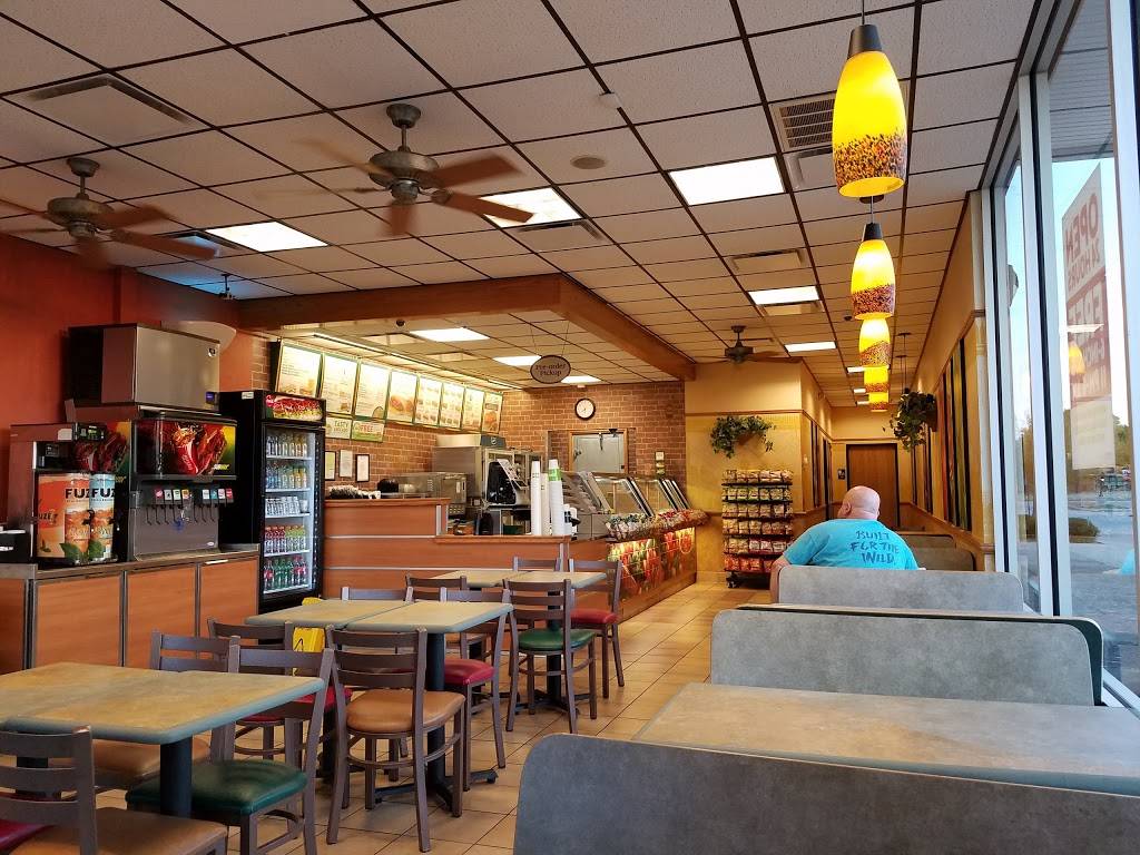 Subway Restaurants | restaurant | 5015 Fairmont Pkwy, Pasadena, TX 77505, USA | 2814872425 OR +1 281-487-2425