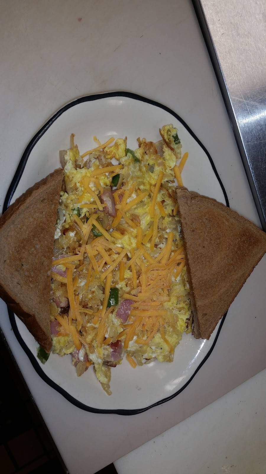 Towne Centre Cafe | restaurant | 323 Nassau St, East Canton, OH 44730, USA | 3309564519 OR +1 330-956-4519