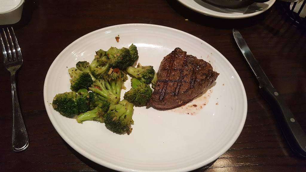 Carrabbas Italian Grill | meal takeaway | 4641 Veterans Blvd, Metairie, LA 70006, USA | 5047792252 OR +1 504-779-2252