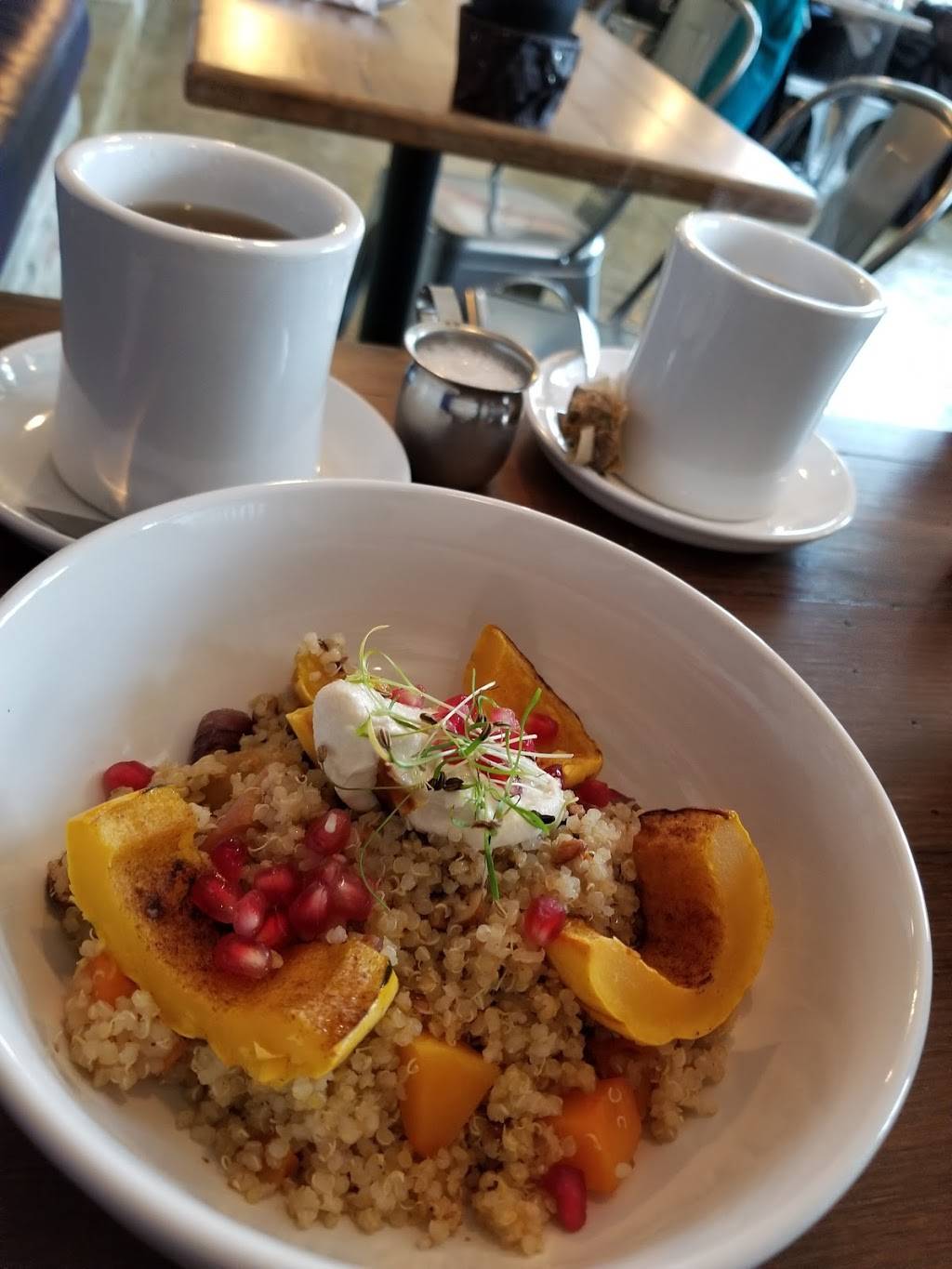 24 Karrot Kitchen | cafe | 7059 Mill Rd, Brecksville, OH 44141, USA | 4406309494 OR +1 440-630-9494