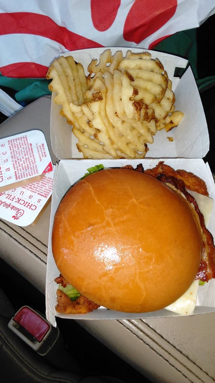 Chick-fil-A | restaurant | 6000 Harris Lane, Bessemer, AL 35022, USA | 2054263190 OR +1 205-426-3190