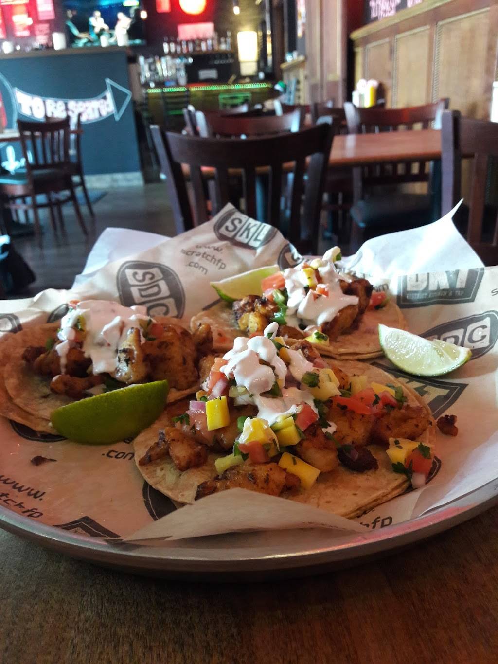 Scratch On Lake | restaurant | 733 Lake St, Oak Park, IL 60301, USA | 7084345643 OR +1 708-434-5643