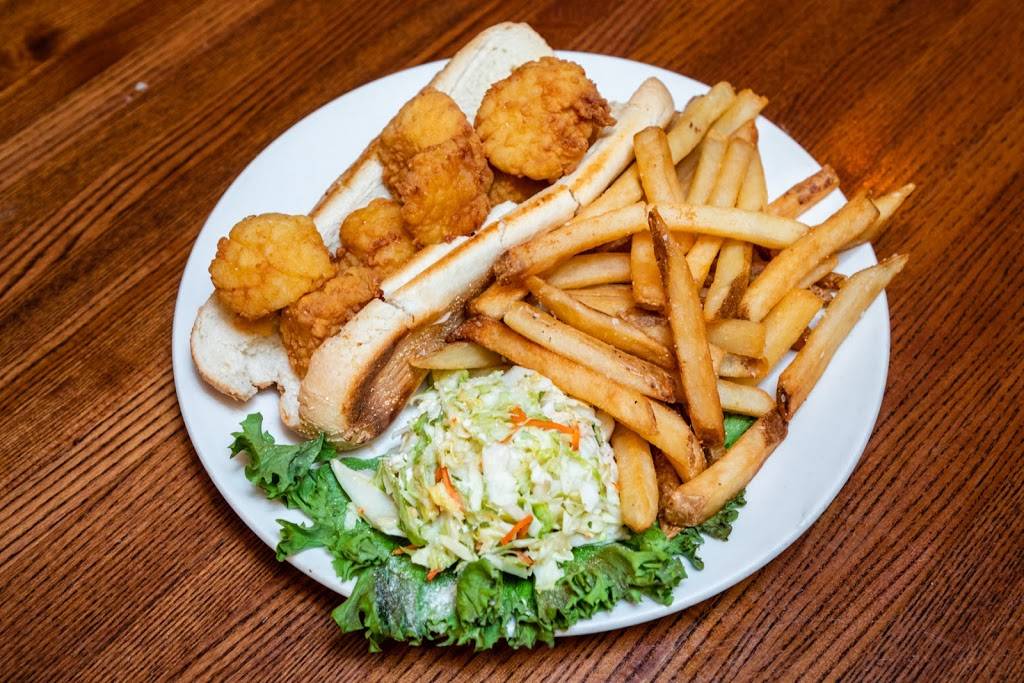 Liam Maguires Irish Pub | restaurant | 273 Main St, Falmouth, MA 02540, USA | 5085480285 OR +1 508-548-0285