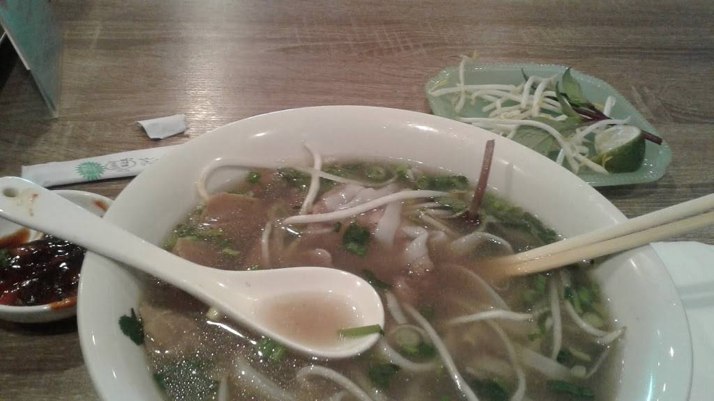 LAmour de Saigon | restaurant | 321A W Portal Ave, San Francisco, CA 94127, USA | 4155928678 OR +1 415-592-8678