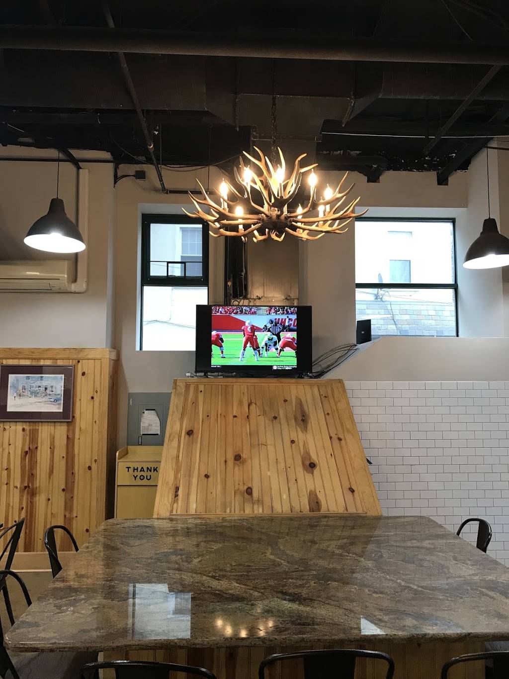 Maker Artisan Pizza | restaurant | 5301 Germantown Ave, Philadelphia, PA 19144, USA | 2677663667 OR +1 267-766-3667