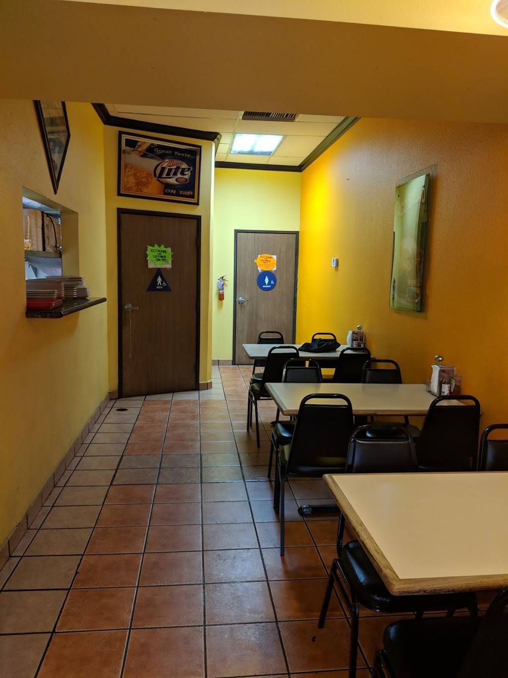 Yesenias Mexican and Seafood | restaurant | 8199 Clairemont Mesa Blvd suite c, San Diego, CA 92111, USA | 8582771304 OR +1 858-277-1304