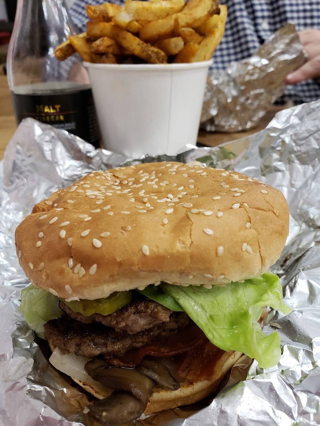 Five Guys Burgers | restaurant | 20784 E Victoria Ln, Queen Creek, AZ 85142, USA | 4805345454 OR +1 480-534-5454