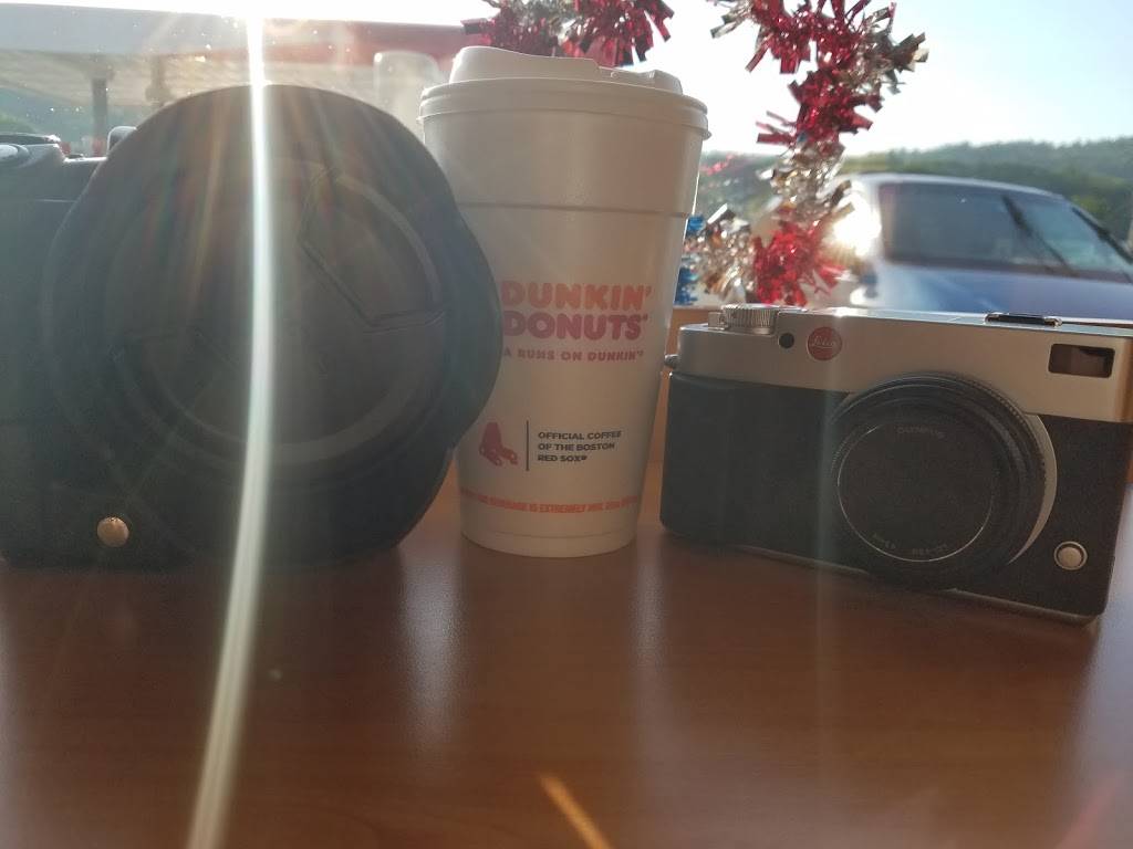 Dunkin | bakery | 549 Main St, Walpole, NH 03608, USA | 6034452081 OR +1 603-445-2081