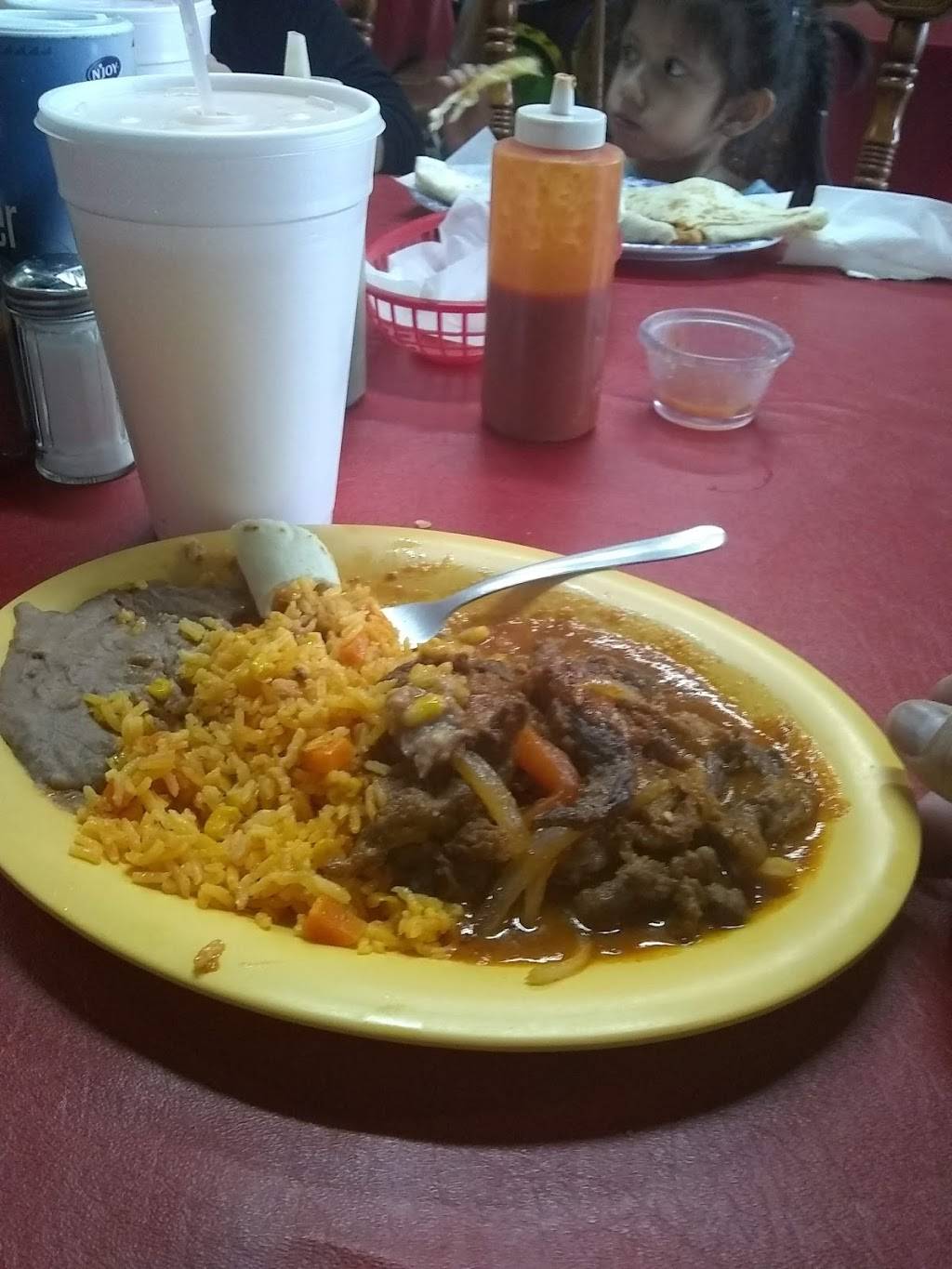 El Gallito Restaurant | restaurant | 813 Lindsey Ln, Tyler, TX 75701, USA | 9039440439 OR +1 903-944-0439