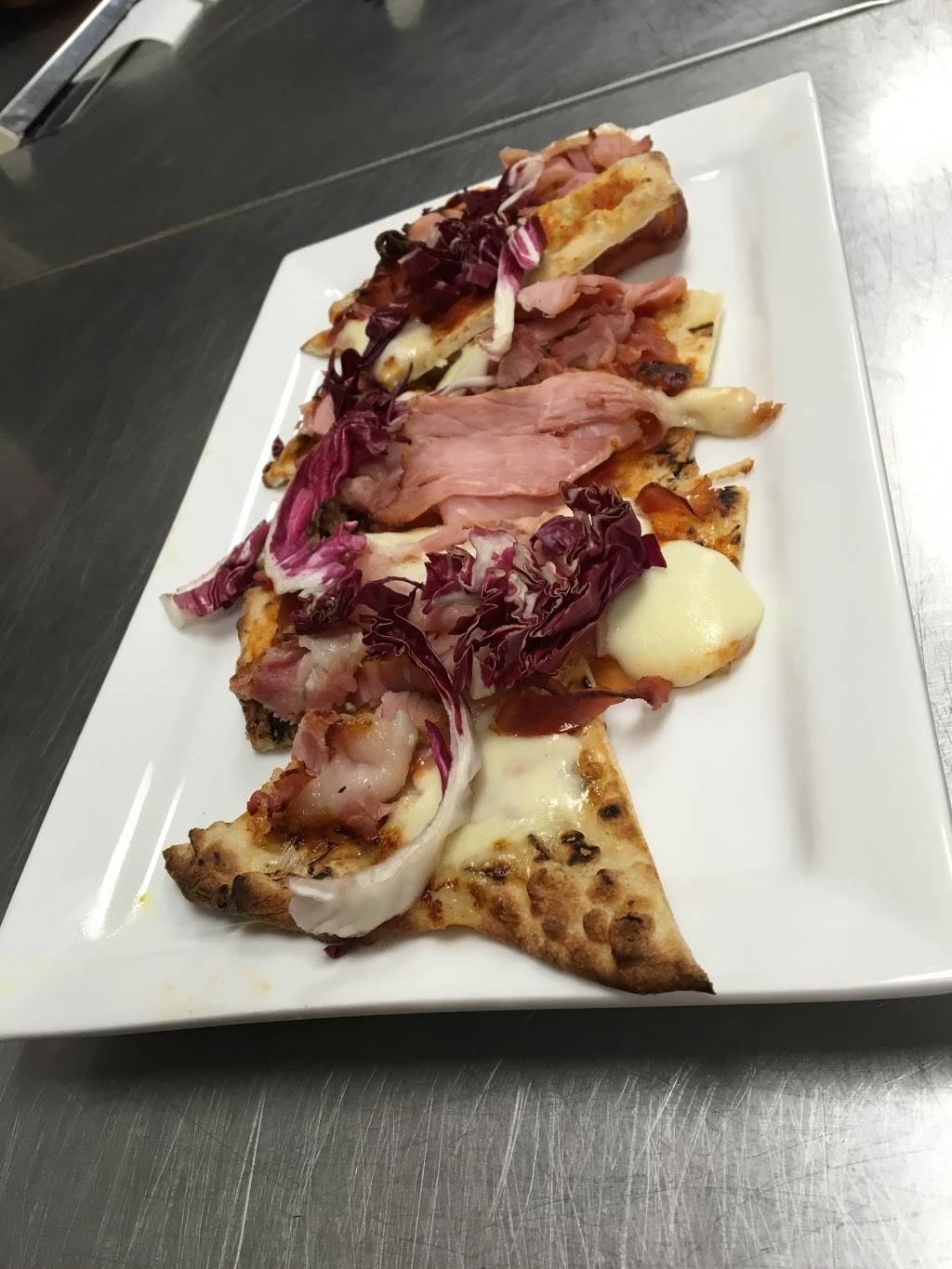 Sixth Gear - Cask & Kitchen | restaurant | 81 L St, Boston, MA 02127, USA | 6177658836 OR +1 617-765-8836