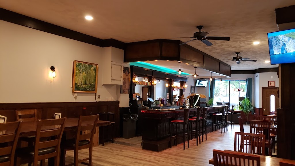 Eagles Bar & Grill | restaurant | 68-69 Fresh Pond Rd, Queens, NY 11385, USA | 9292980378 OR +1 929-298-0378