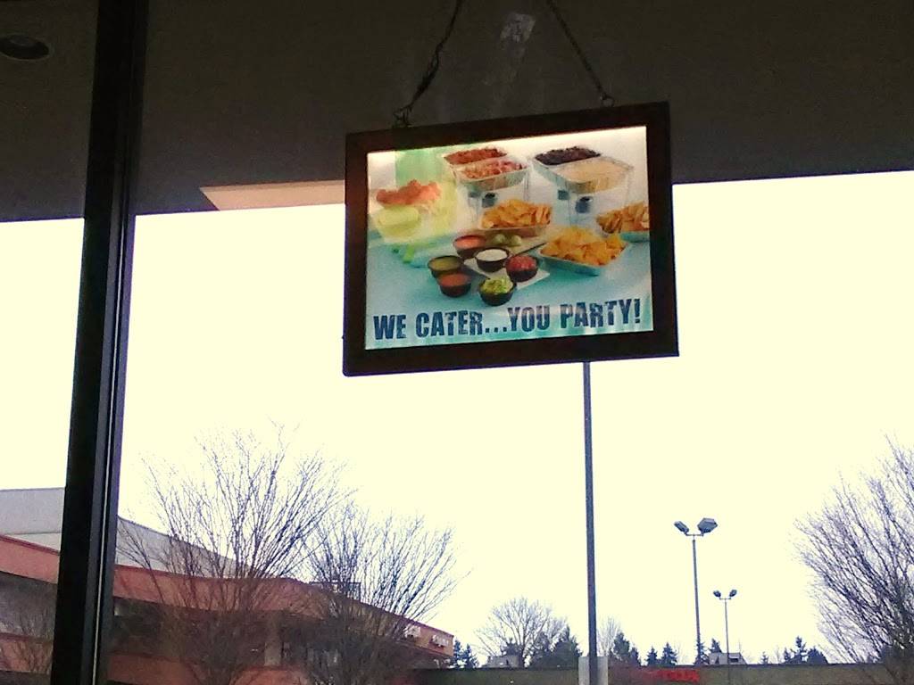 Taco Del Mar - Northgate | restaurant | 11016 8th Ave NE, Seattle, WA 98125, USA | 2062676767 OR +1 206-267-6767