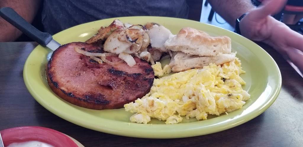 Weasies Kitchen | restaurant | 130 E Broad St, Waynesboro, VA 22980, USA | 5409430500 OR +1 540-943-0500