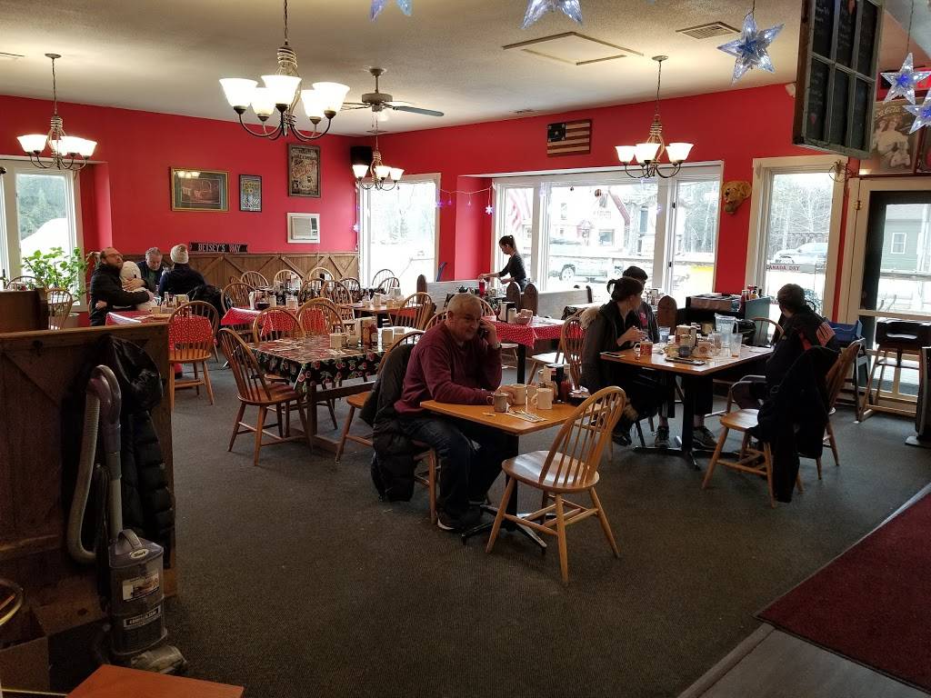 Betseys Dots of Dover | restaurant | 2 Mountain Park Plaza, West Dover, VT 05356, USA | 8024646476 OR +1 802-464-6476