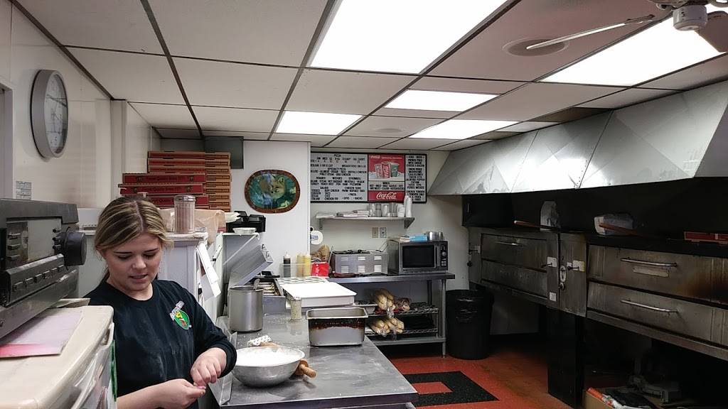 Foxs Pizza Den | restaurant | 1500 Radford Rd, Pittsburgh, PA 15227, USA | 4128816450 OR +1 412-881-6450