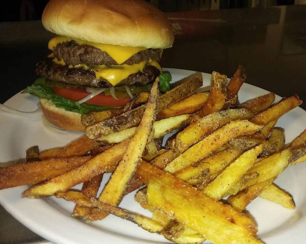 Buffalo Joes Bar & Grill | restaurant | 3636 Frankford Rd #390, Dallas, TX 75287, USA | 2144835225 OR +1 214-483-5225