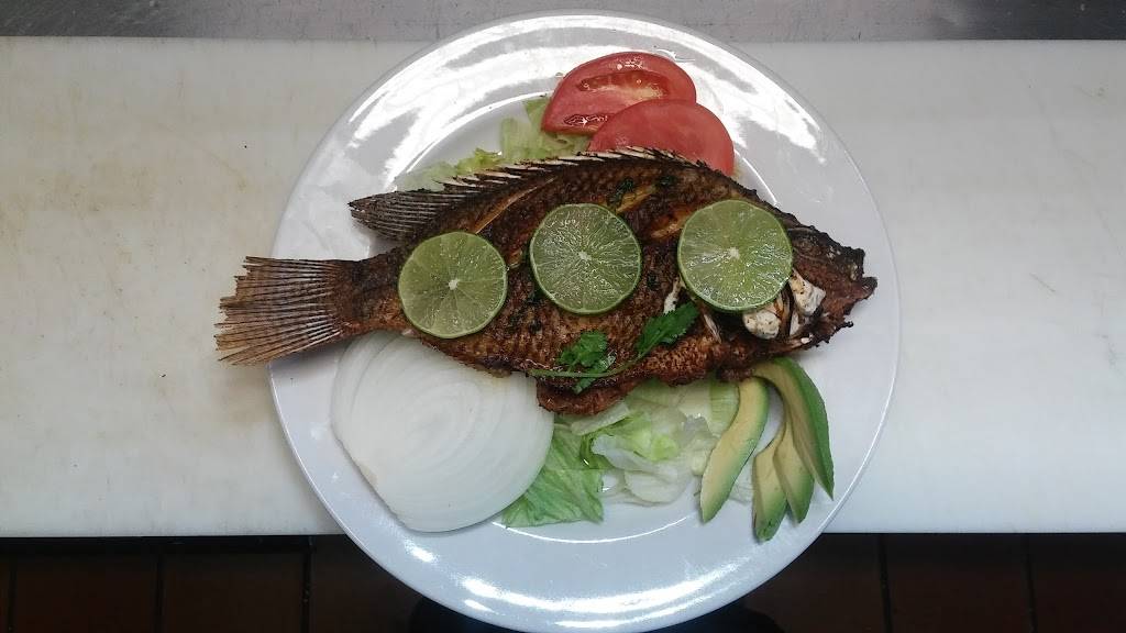 La Fiesta Mexicana | restaurant | 94 Maxcy Plaza Cir, Haines City, FL 33844, USA | 8634222200 OR +1 863-422-2200